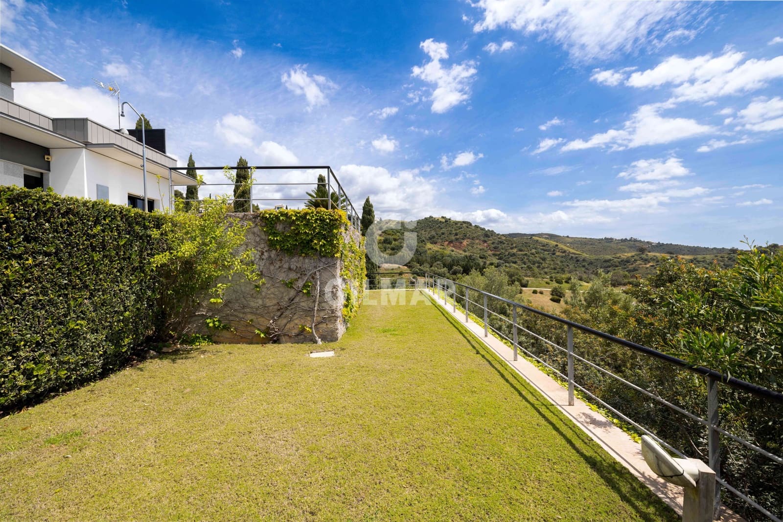 5 sypialnia Willa na sprzedaż w Marbella z basenem garażem - 3 500 000 € (Ref: 9228034)