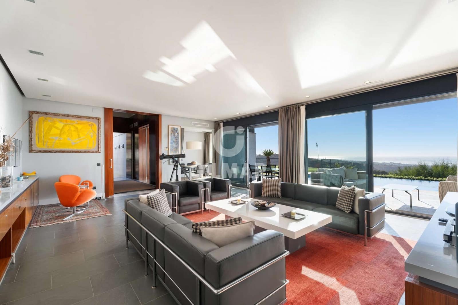 5 sypialnia Willa na sprzedaż w Marbella z basenem garażem - 3 500 000 € (Ref: 9228034)