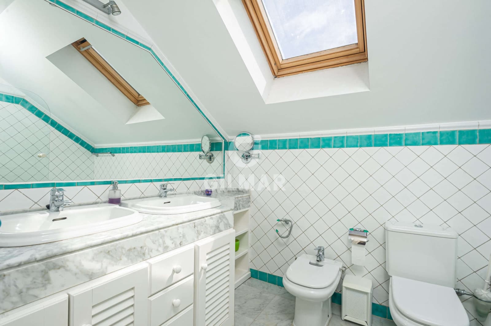 3 soveværelse Rækkehus til salg i Marbella med swimmingpool garage - € 1.190.000 (Ref: 9228038)