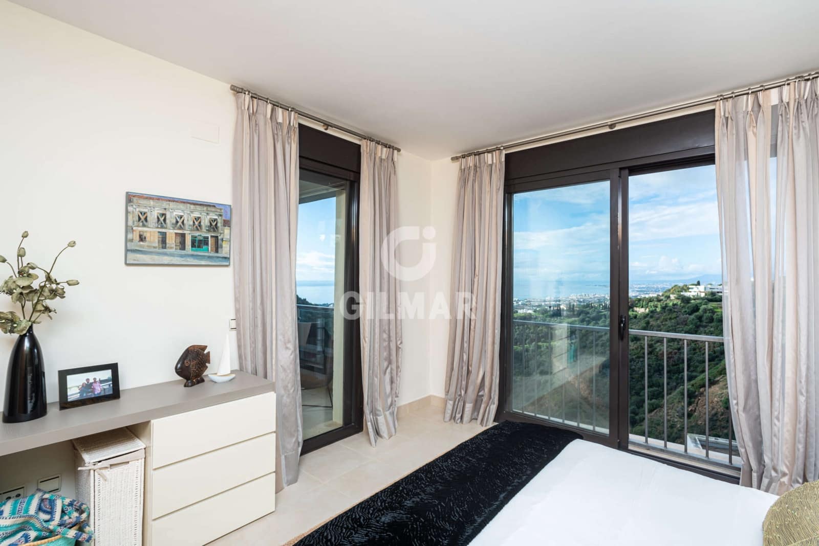 2 sovrum Lägenhet till salu i Los Monteros med pool garage - 370 000 € (Ref: 9228042)