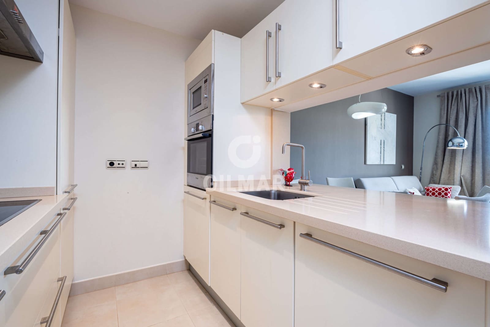 2 sovrum Lägenhet till salu i Los Monteros med pool garage - 370 000 € (Ref: 9228042)