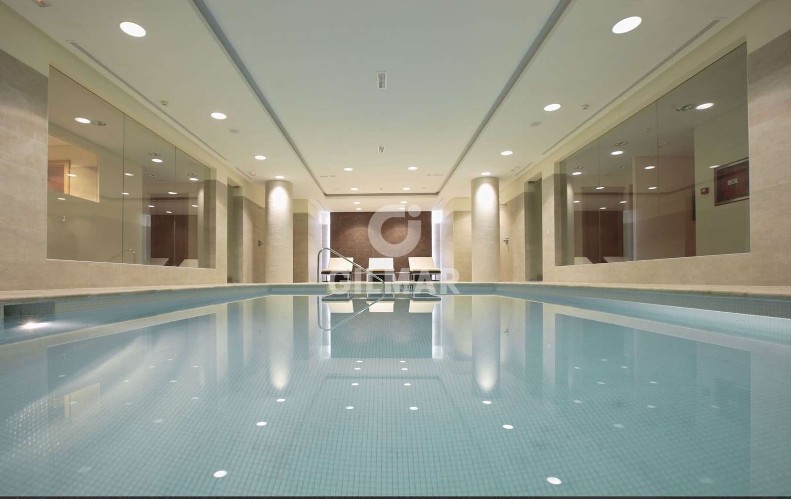 2 sovrum Lägenhet till salu i Los Monteros med pool garage - 370 000 € (Ref: 9228042)