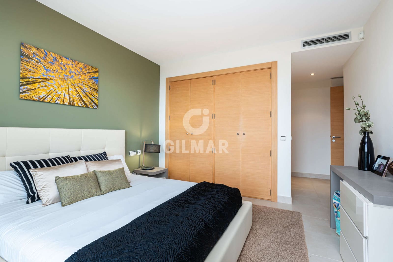 2 sovrum Lägenhet till salu i Los Monteros med pool garage - 370 000 € (Ref: 9228042)