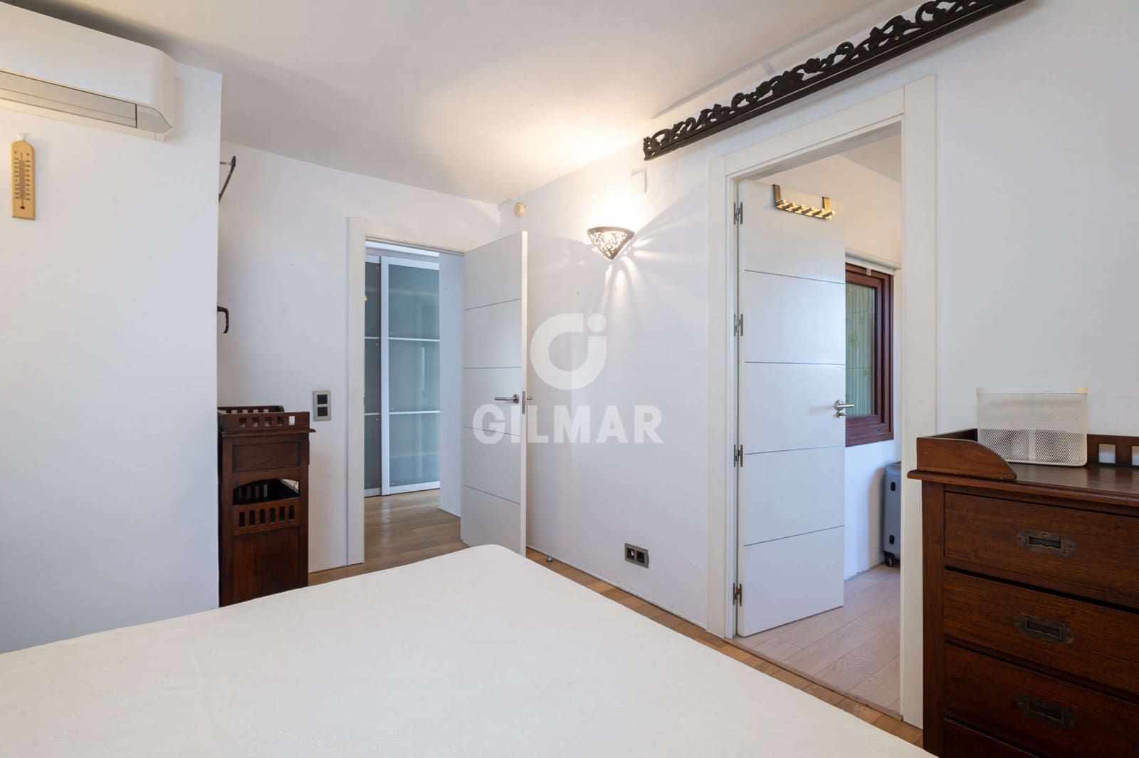 3 quarto Moradia Geminada para venda em Golden Mile com piscina - 595 000 € (Ref: 9228044)