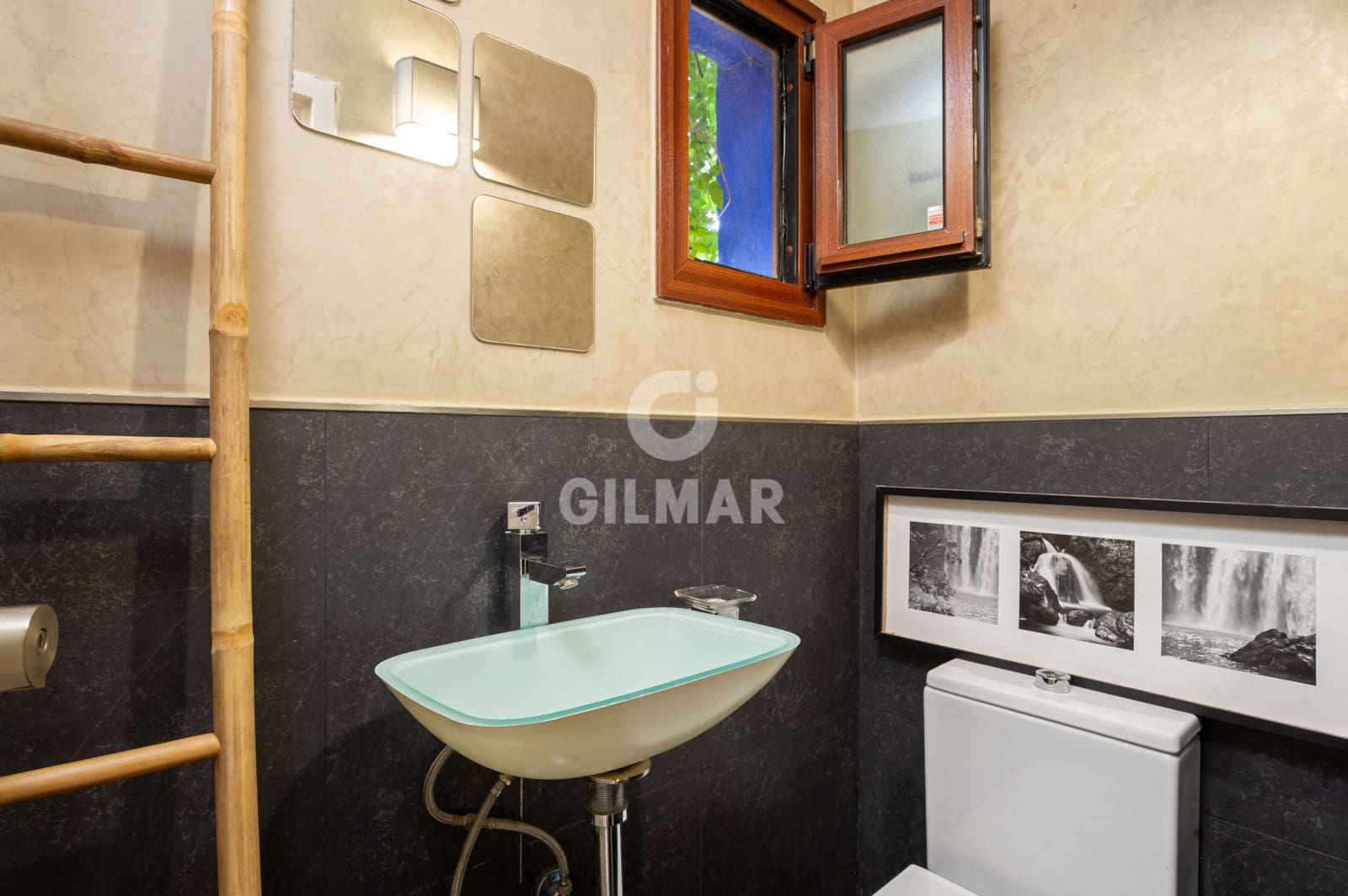 3 quarto Moradia Geminada para venda em Golden Mile com piscina - 595 000 € (Ref: 9228044)