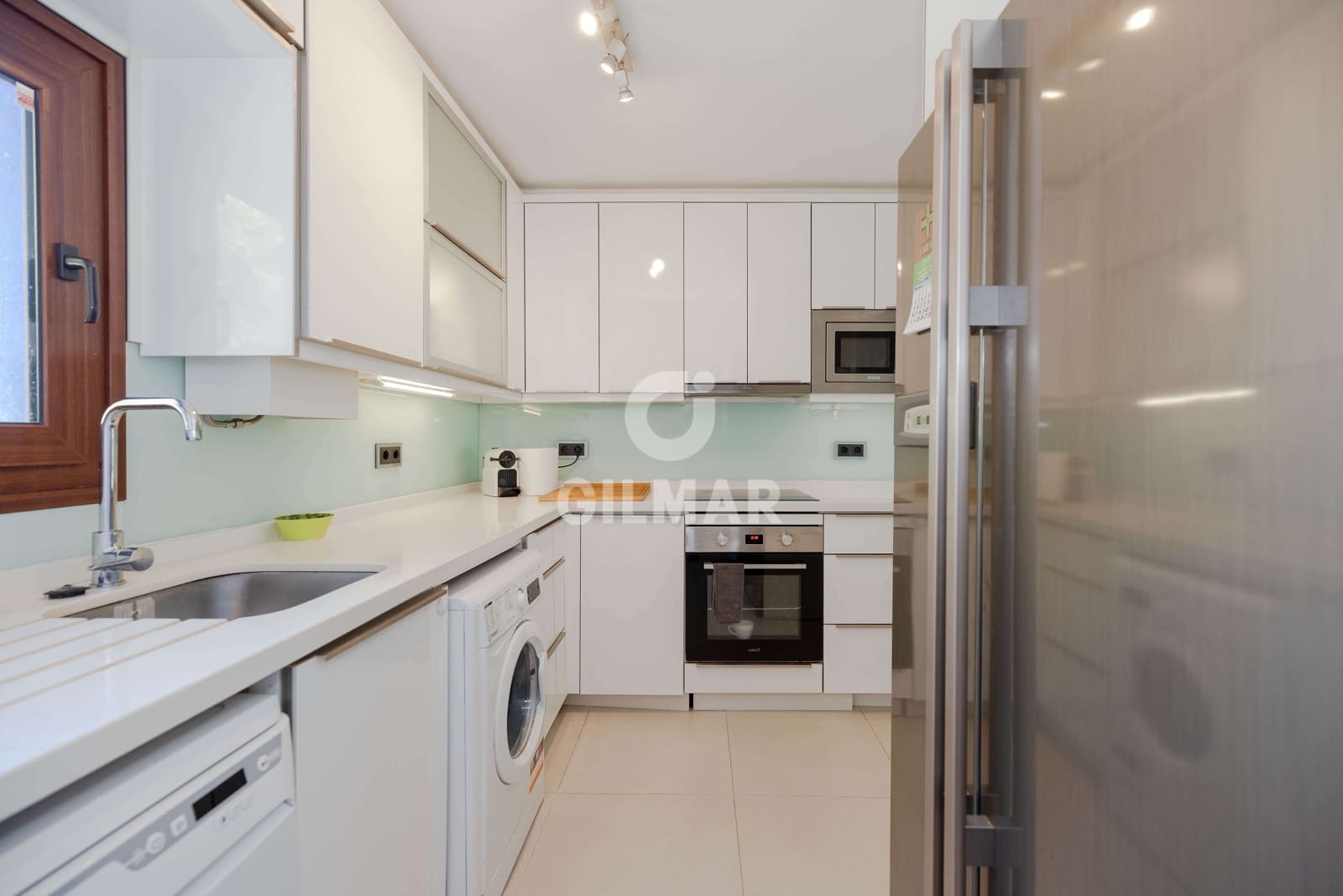 Pareado de 3 habitaciones en Golden Mile en venta con piscina - 550.000 € (Ref: 9228044)