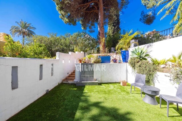 3 soveværelse Semi-Rækkehus til salg i Sierra Blanca, Marbella med swimmingpool - € 550.000 (Ref: 9228044)