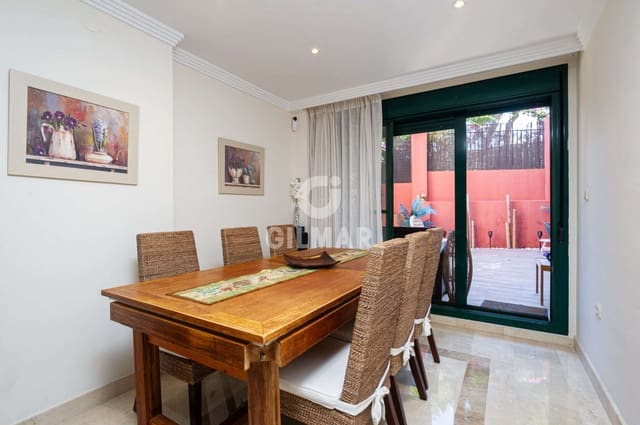 2 soveværelse Lejlighed til salg i Marbesa, Marbella med swimmingpool garage - € 422.000 (Ref: 9228045)