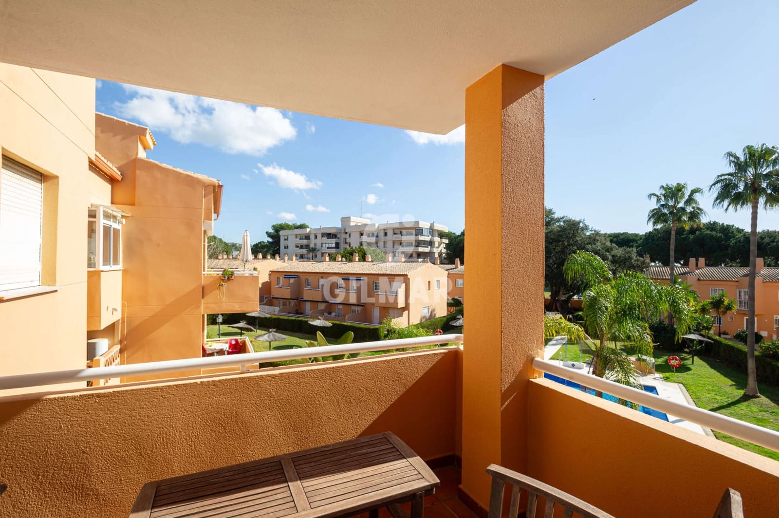 3 sypialnia Penthouse na sprzedaż w Costabella z basenem garażem - 440 000 € (Ref: 9228047)