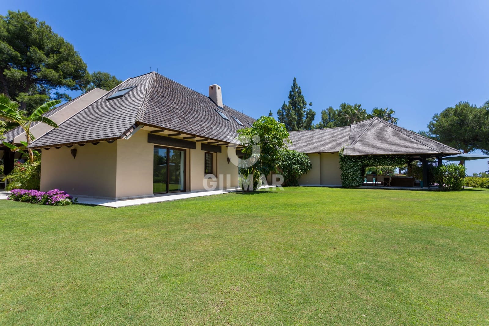 6 soveværelse Villa til salg i Rio Real med swimmingpool garage - € 4.350.000 (Ref: 9229121)