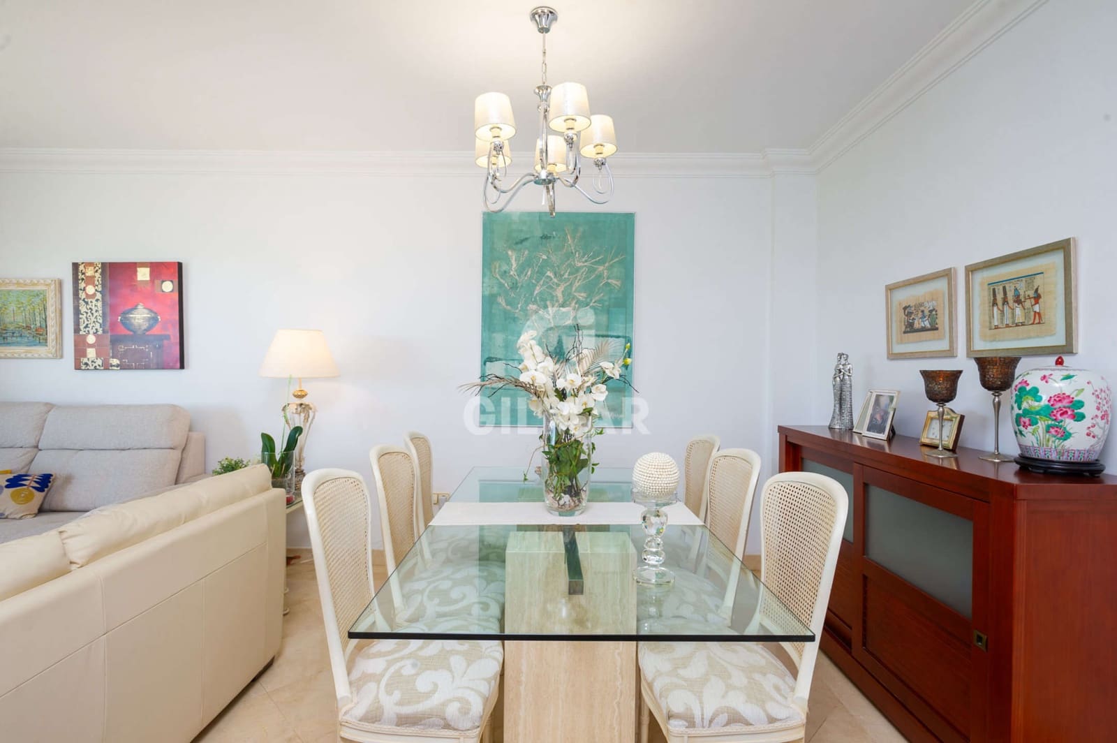 2 sypialnia Mieszkanie na sprzedaż w Rio Real z basenem garażem - 750 000 € (Ref: 9229123)