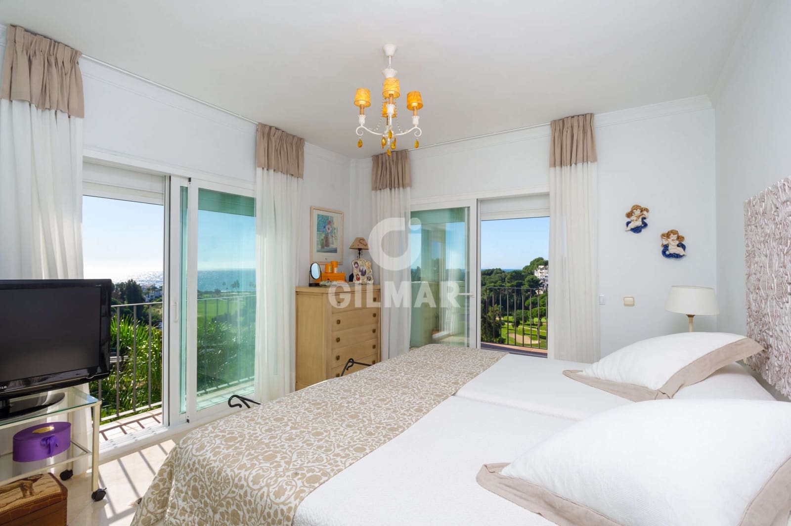 2 sypialnia Mieszkanie na sprzedaż w Rio Real z basenem garażem - 750 000 € (Ref: 9229123)