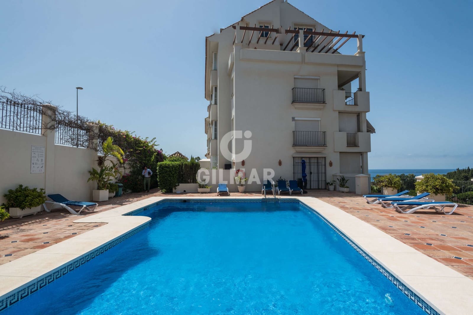 2 sypialnia Mieszkanie na sprzedaż w Rio Real z basenem garażem - 750 000 € (Ref: 9229123)