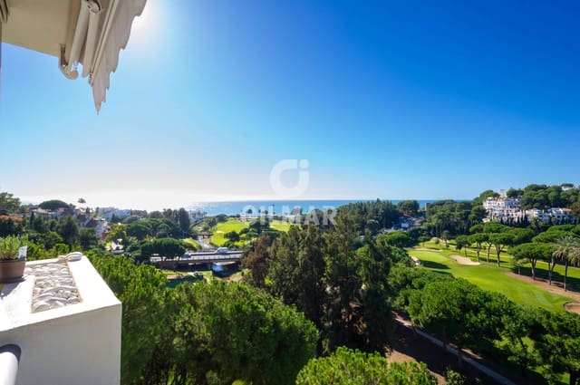 2 soveværelse Lejlighed til salg i Río Real, Marbella med swimmingpool garage - € 750.000 (Ref: 9229123)