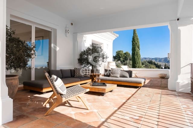 6 soverom Villa til salgs i Alto de los Monteros, Marbella med svømmebasseng garasje - € 4 000 000 (Ref: 9229128)