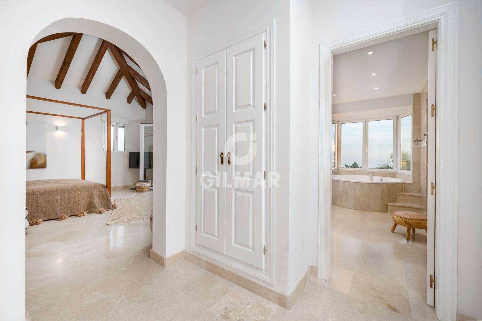 6 soverom Villa til salgs i Marbella med svømmebasseng garasje - € 4 000 000 (Ref: 9229128)