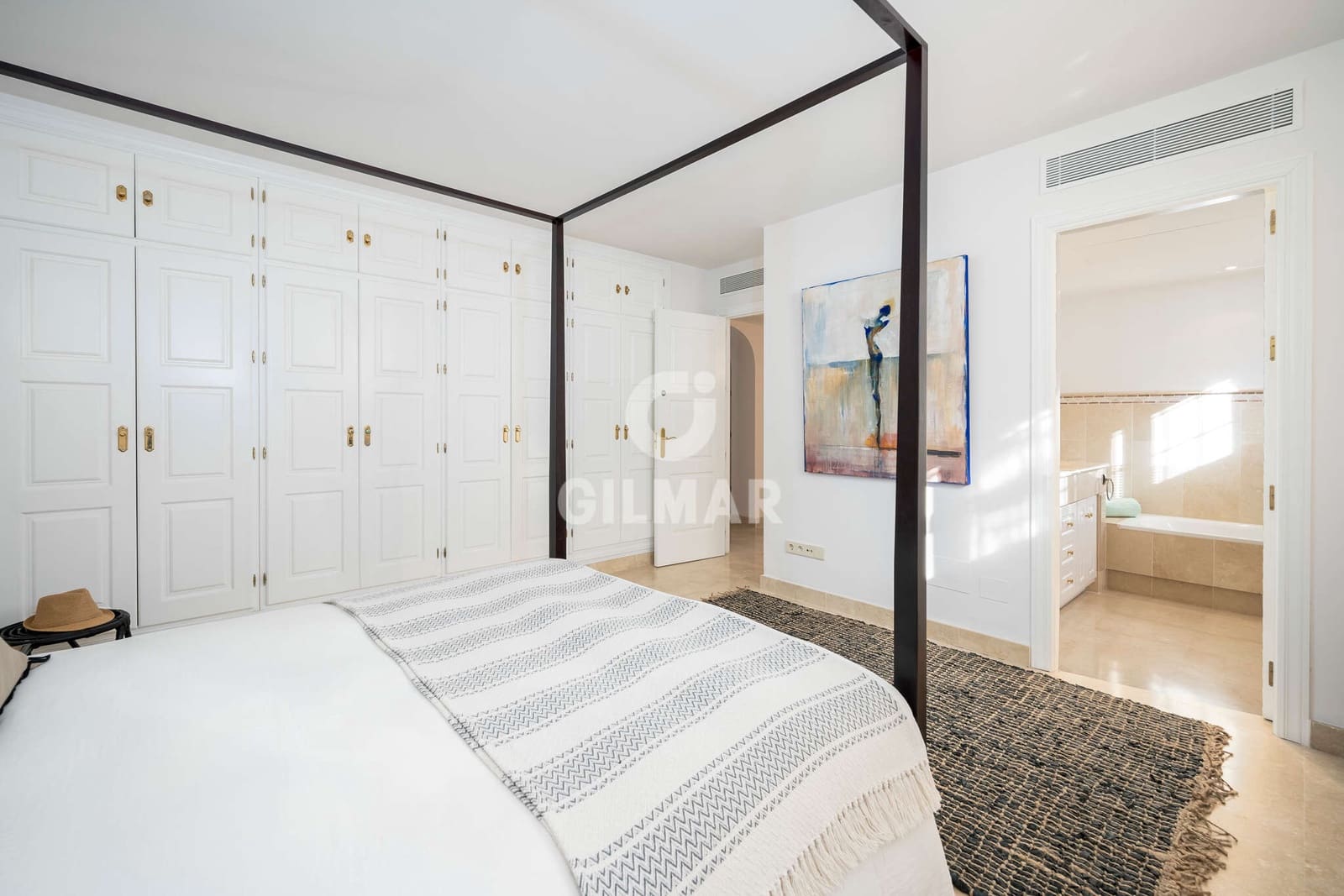 6 soverom Villa til salgs i Marbella med svømmebasseng garasje - € 4 000 000 (Ref: 9229128)