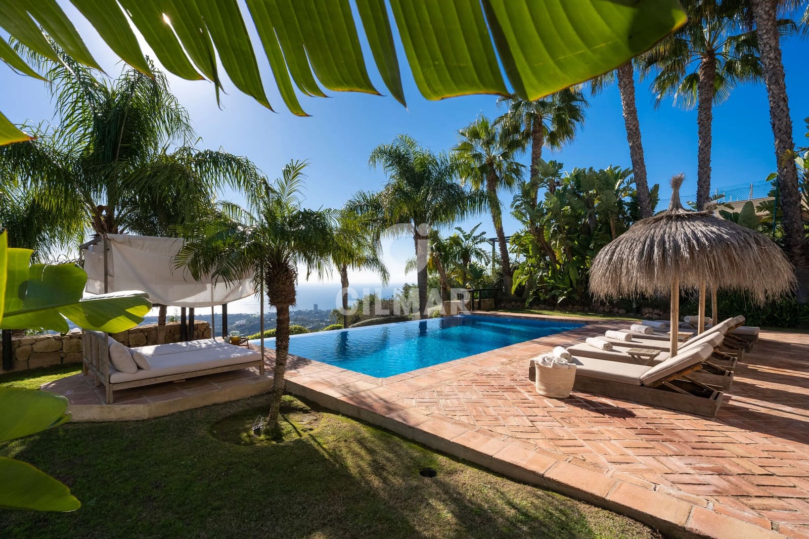 6 soverom Villa til salgs i Marbella med svømmebasseng garasje - € 4 000 000 (Ref: 9229128)