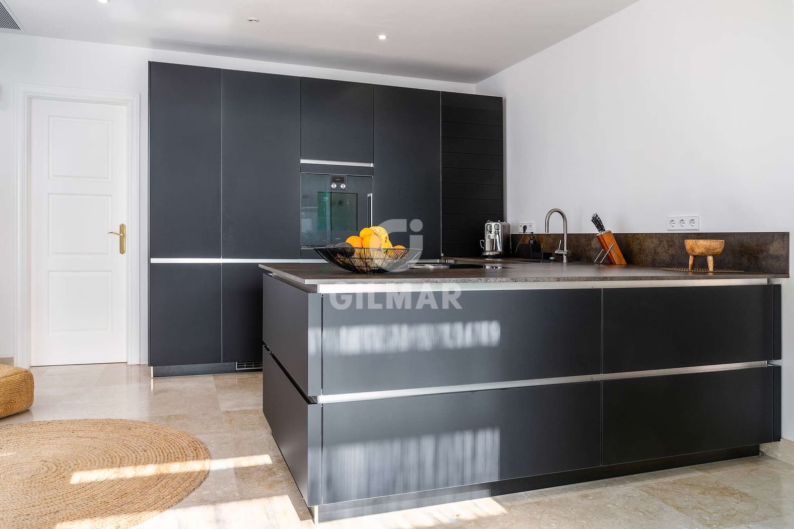 6 soverom Villa til salgs i Marbella med svømmebasseng garasje - € 4 000 000 (Ref: 9229128)