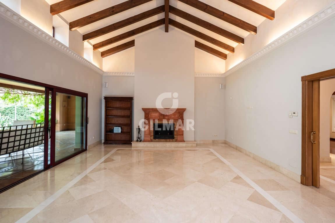 Chalet de 5 habitaciones en Marbella en venta con piscina garaje - 4.900.000 € (Ref: 9229129)