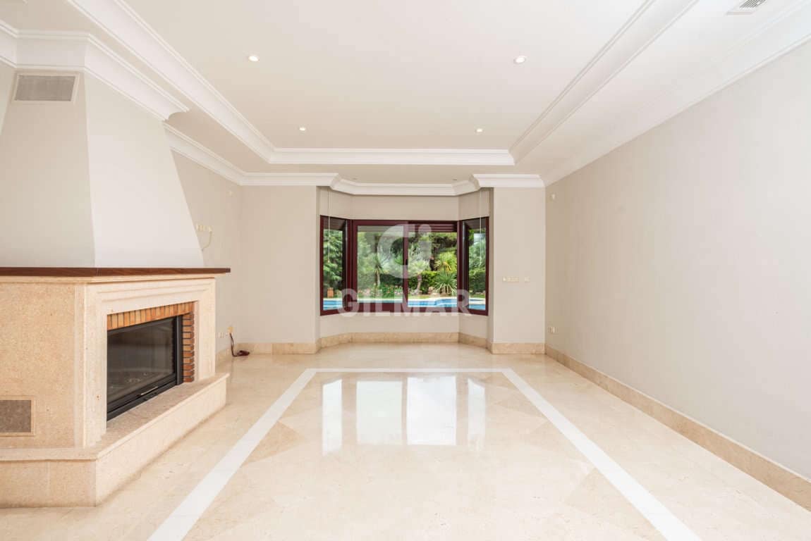 Chalet de 5 habitaciones en Marbella en venta con piscina garaje - 4.900.000 € (Ref: 9229129)