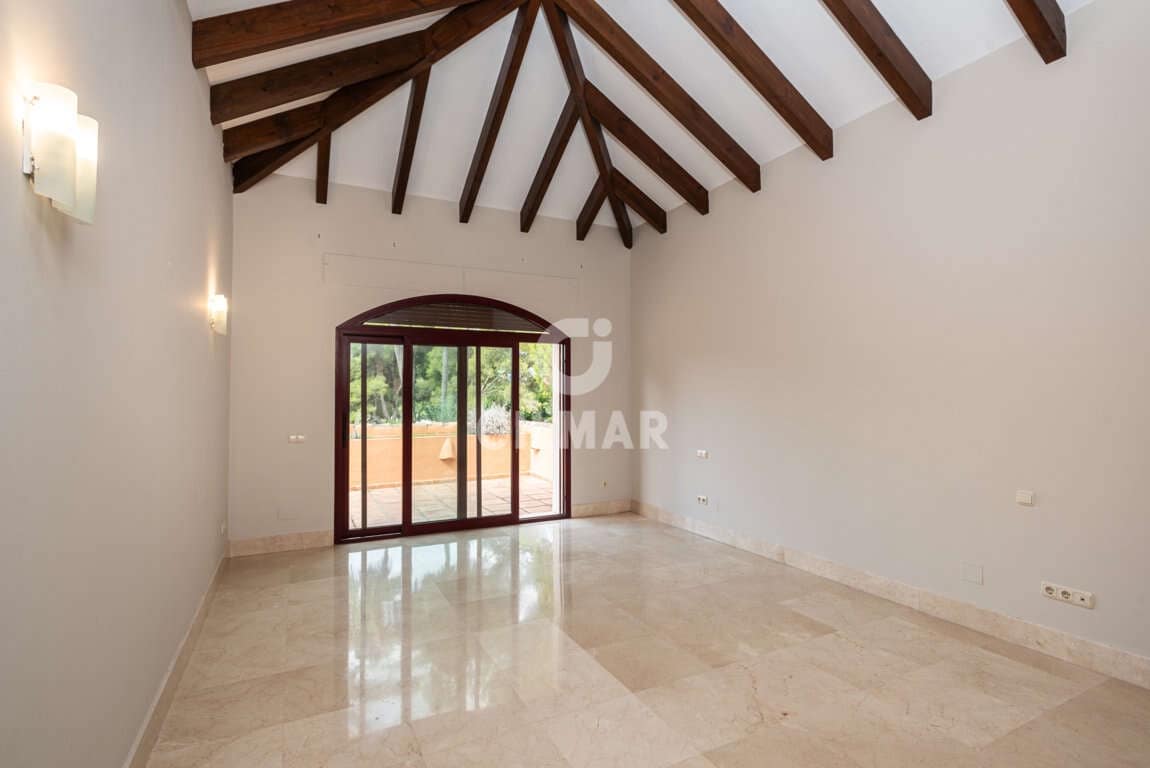 Chalet de 5 habitaciones en Marbella en venta con piscina garaje - 4.900.000 € (Ref: 9229129)