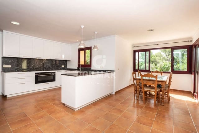 5 bedroom Villa for sale in Sierra Blanca, Marbella with pool garage - € 4,900,000 (Ref: 9229129)