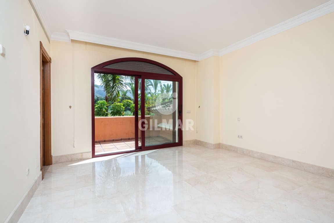 Chalet de 5 habitaciones en Marbella en venta con piscina garaje - 4.900.000 € (Ref: 9229129)