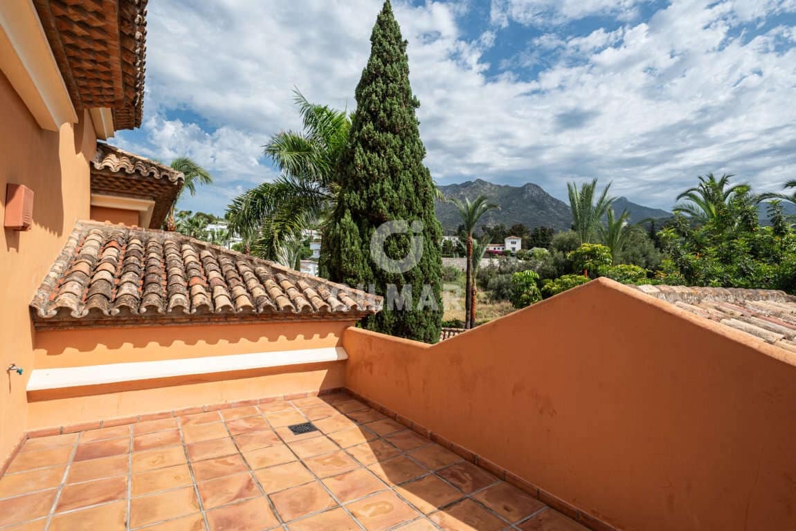 Chalet de 5 habitaciones en Marbella en venta con piscina garaje - 4.900.000 € (Ref: 9229129)