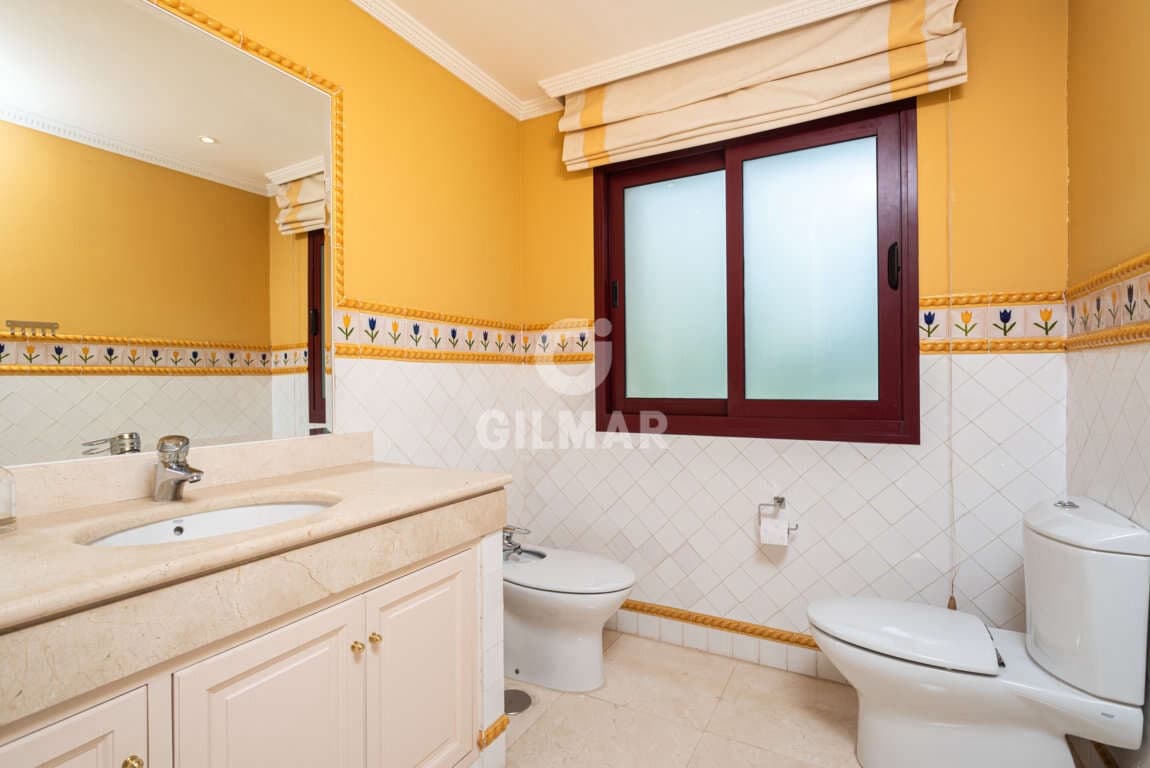 Chalet de 5 habitaciones en Marbella en venta con piscina garaje - 4.900.000 € (Ref: 9229129)