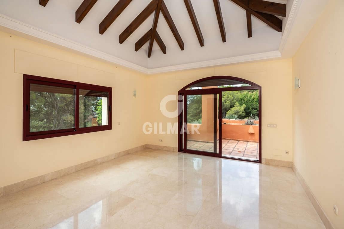 Chalet de 5 habitaciones en Marbella en venta con piscina garaje - 4.900.000 € (Ref: 9229129)