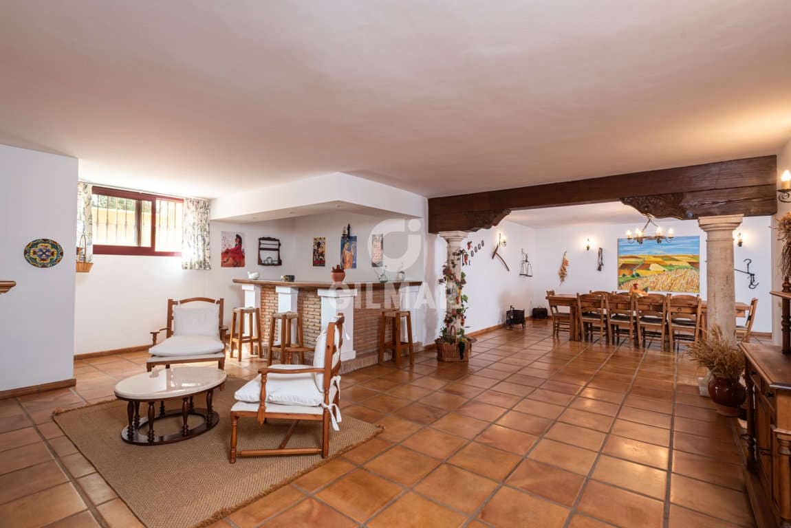 Chalet de 5 habitaciones en Marbella en venta con piscina garaje - 4.900.000 € (Ref: 9229129)