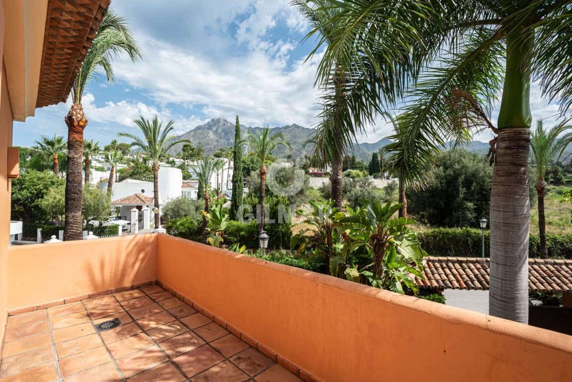 Chalet de 5 habitaciones en Marbella en venta con piscina garaje - 4.900.000 € (Ref: 9229129)