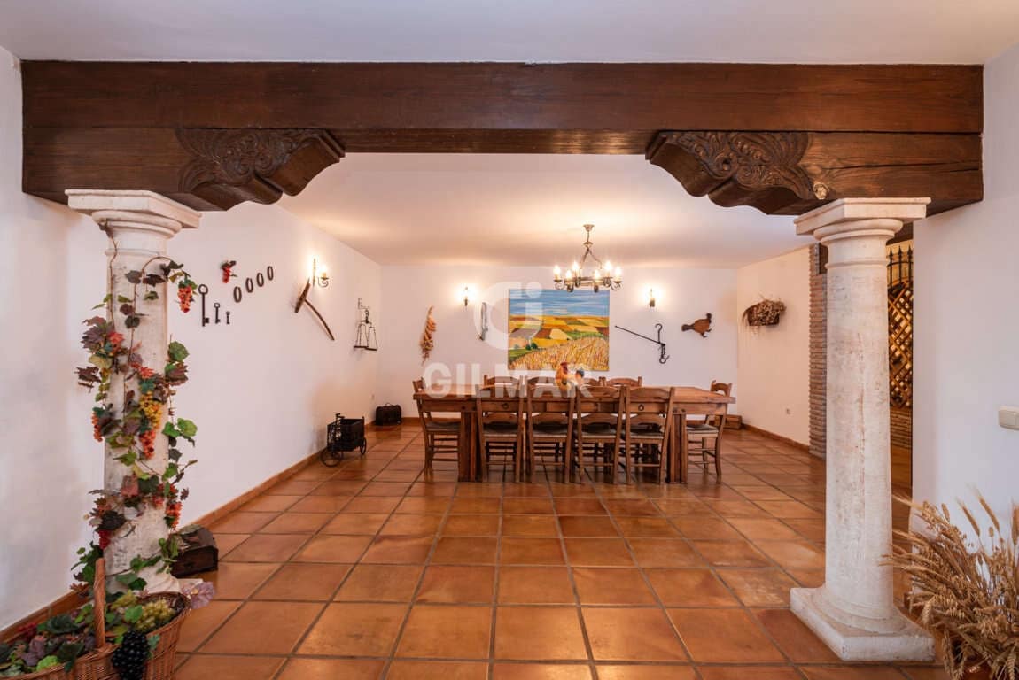 Chalet de 5 habitaciones en Marbella en venta con piscina garaje - 4.900.000 € (Ref: 9229129)