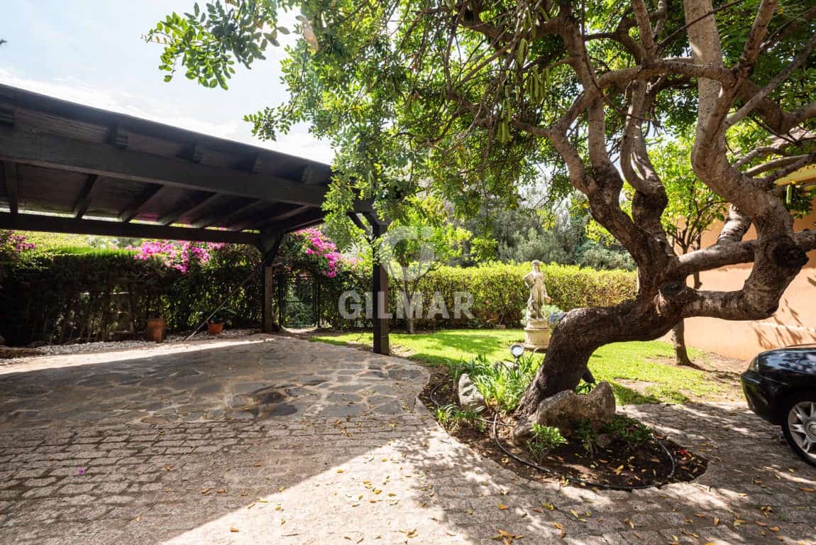 Chalet de 5 habitaciones en Marbella en venta con piscina garaje - 4.900.000 € (Ref: 9229129)