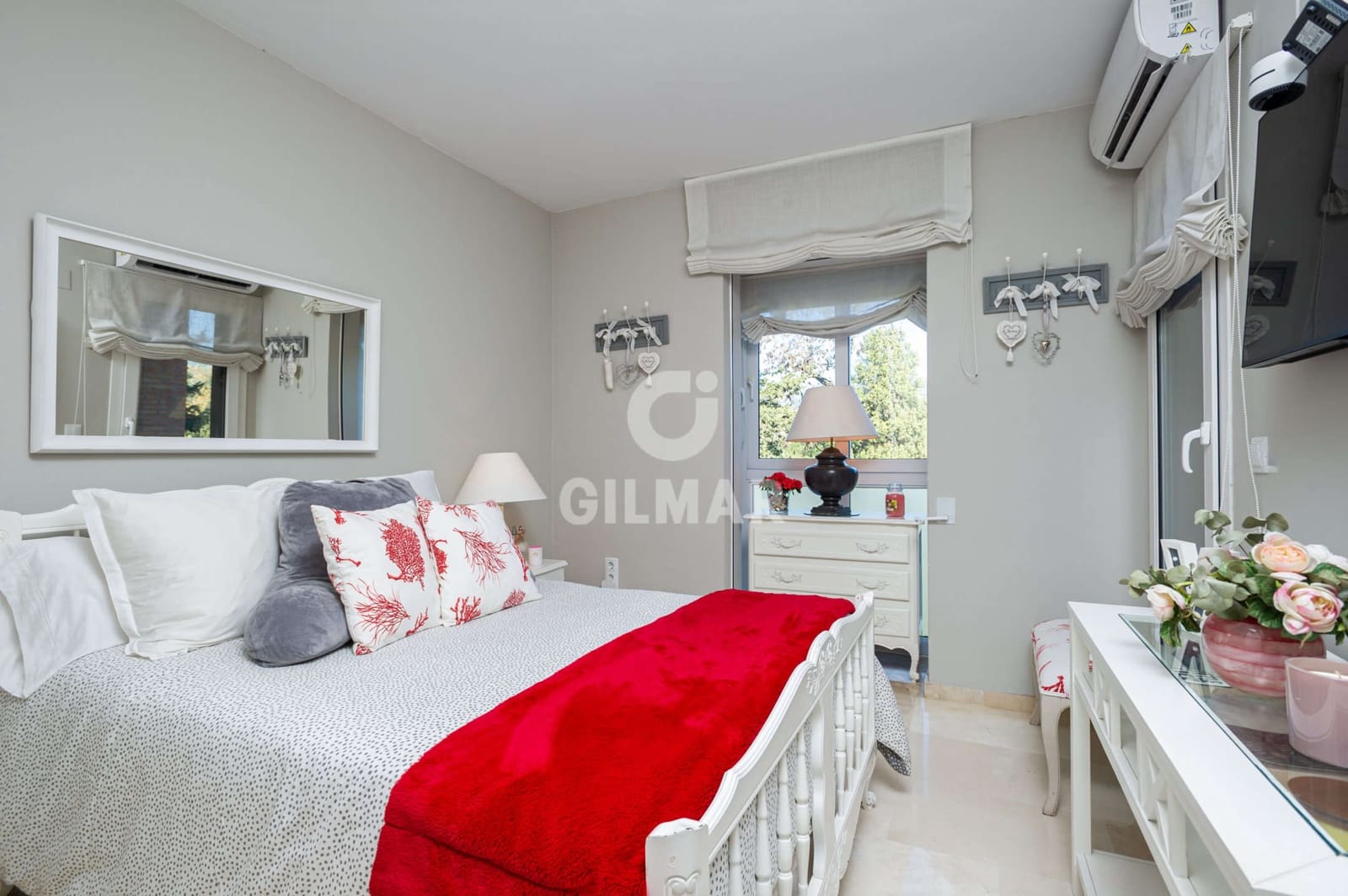 5 soverom Rekkehus til salgs i Marbella med svømmebasseng garasje - € 1 250 000 (Ref: 9229130)