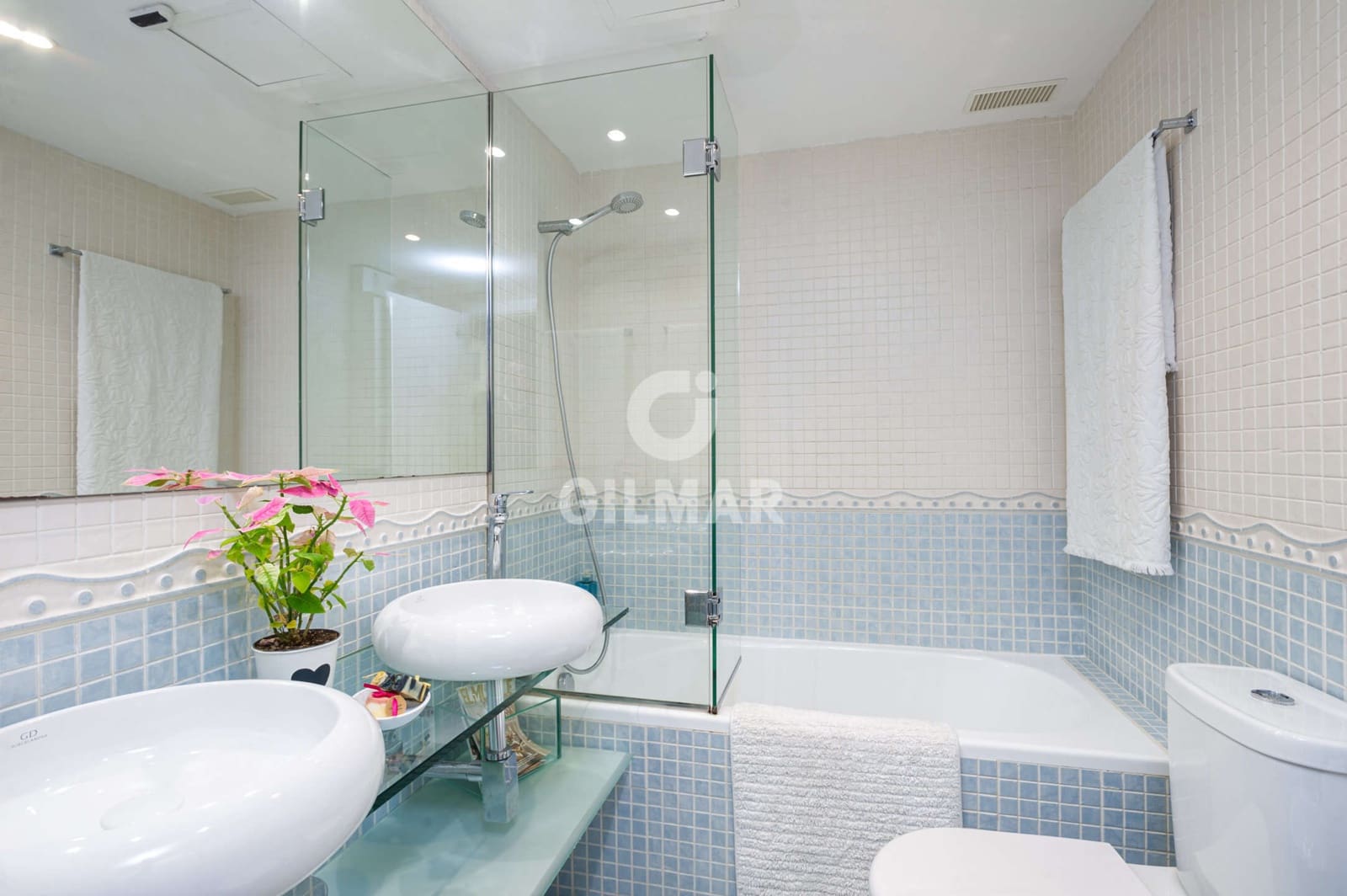 5 soverom Rekkehus til salgs i Marbella med svømmebasseng garasje - € 1 250 000 (Ref: 9229130)