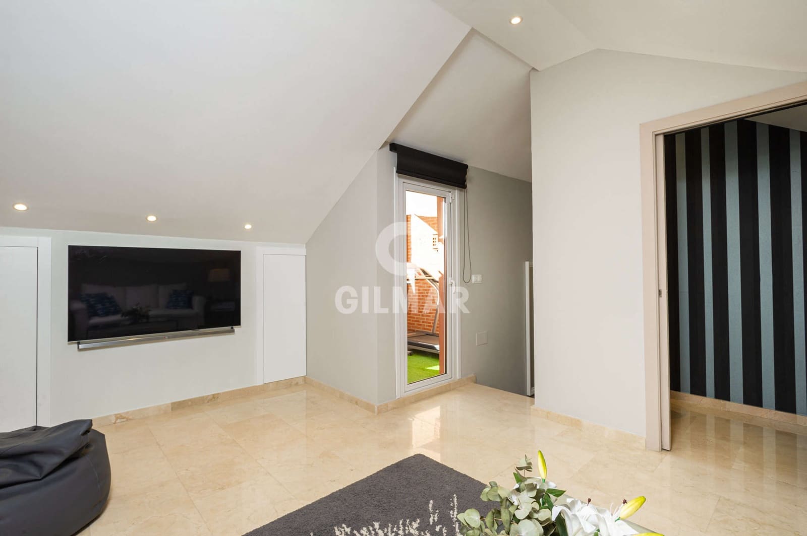 5 soverom Rekkehus til salgs i Marbella med svømmebasseng garasje - € 1 250 000 (Ref: 9229130)