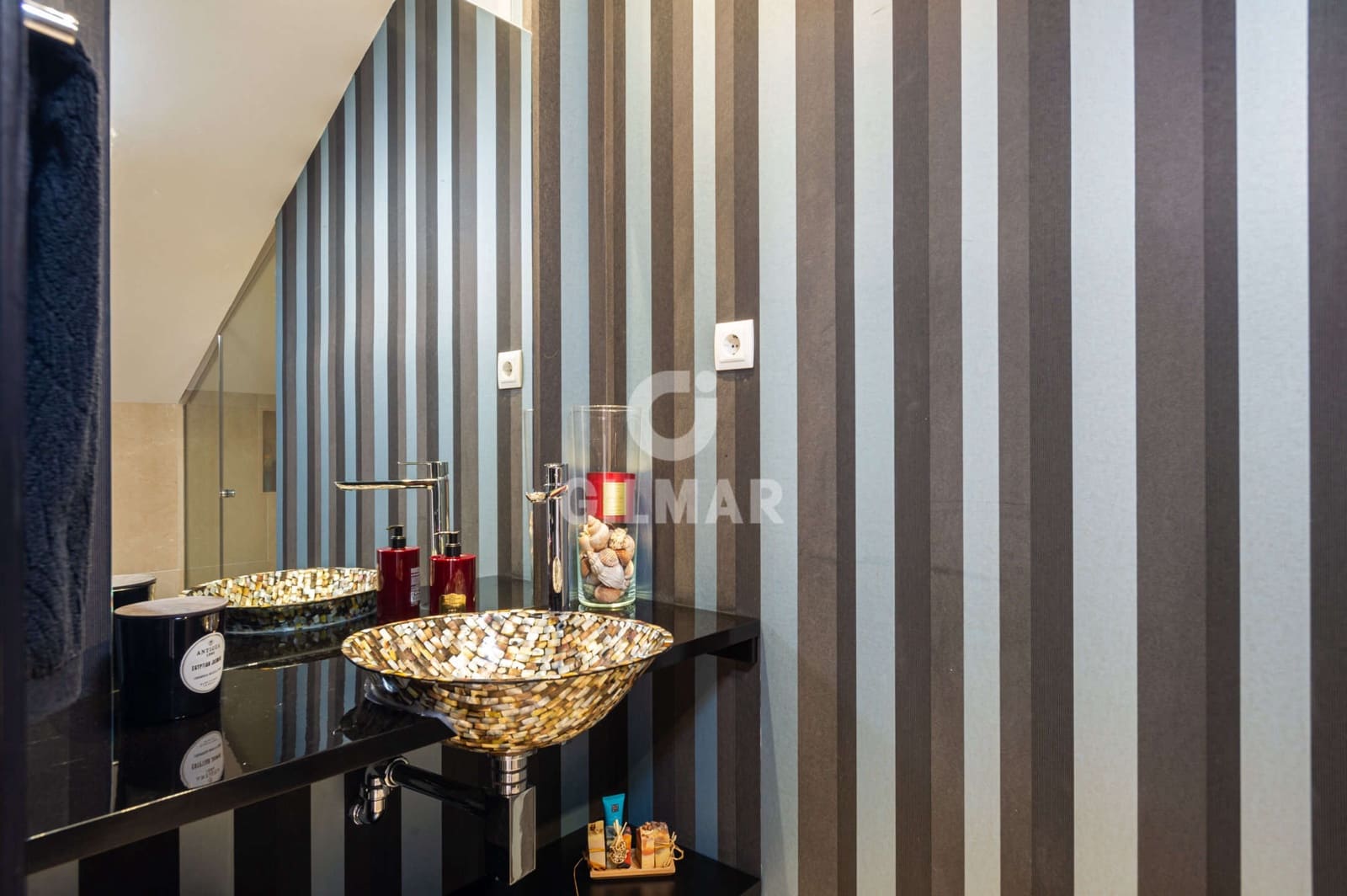 5 soverom Rekkehus til salgs i Marbella med svømmebasseng garasje - € 1 250 000 (Ref: 9229130)