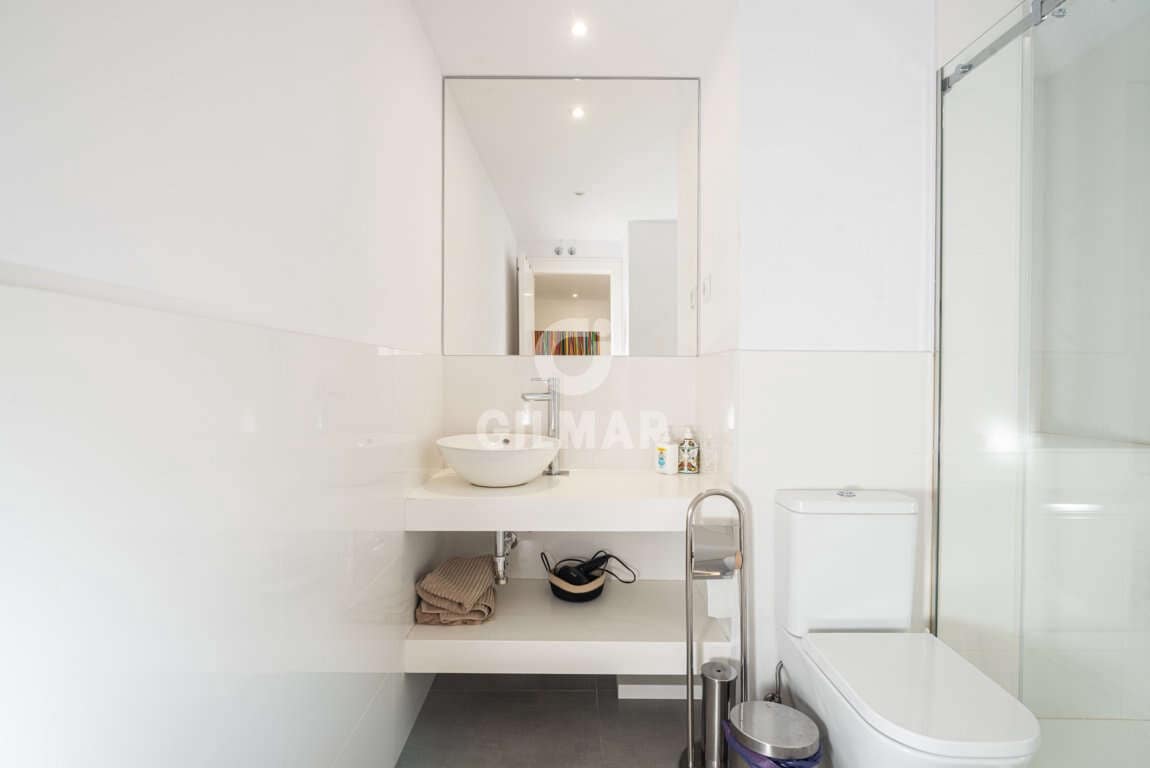 4 bedroom Flat for sale in Marbella with pool garage - € 1,000,000 (Ref: 9229133)