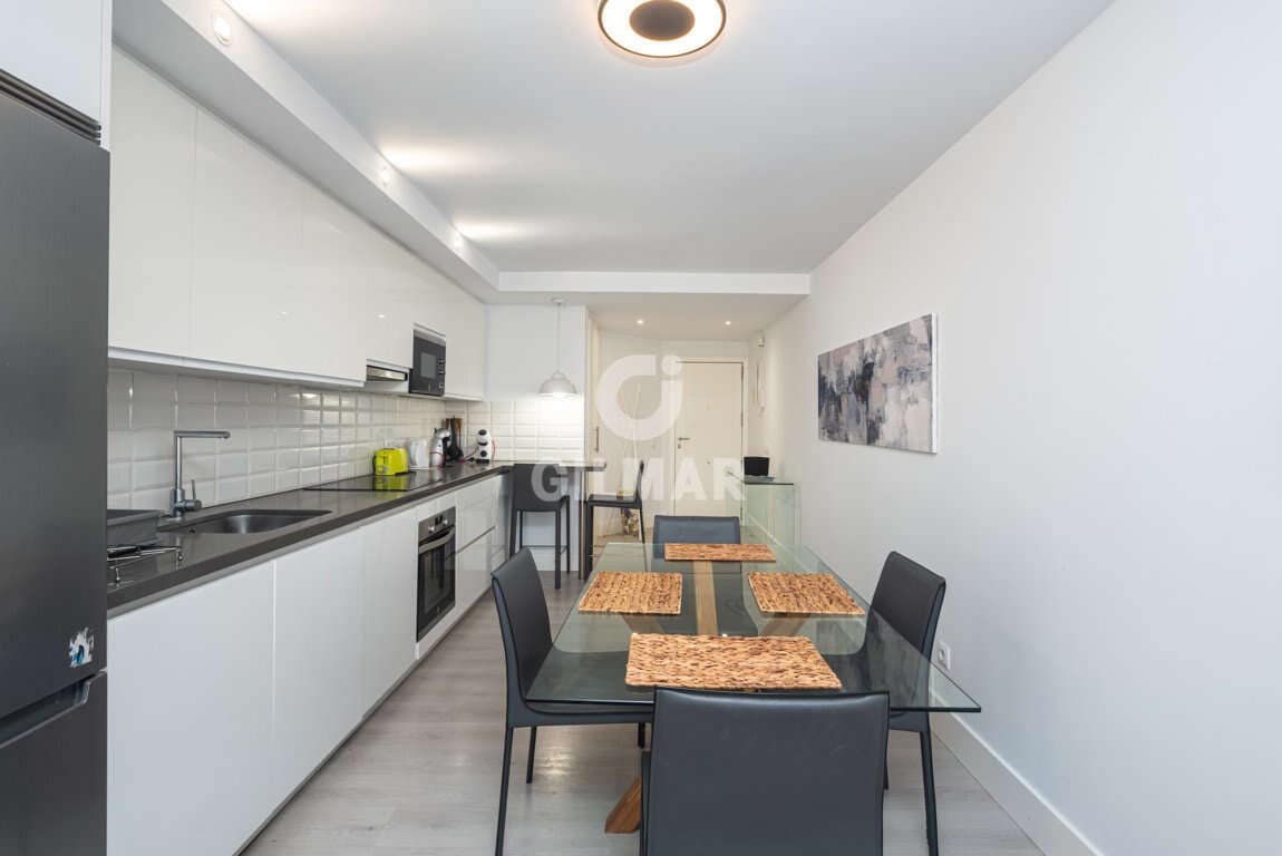 4 bedroom Flat for sale in Marbella with pool garage - € 1,000,000 (Ref: 9229133)