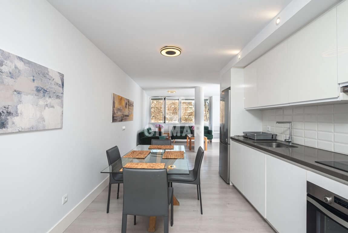 4 bedroom Flat for sale in Marbella with pool garage - € 1,000,000 (Ref: 9229133)