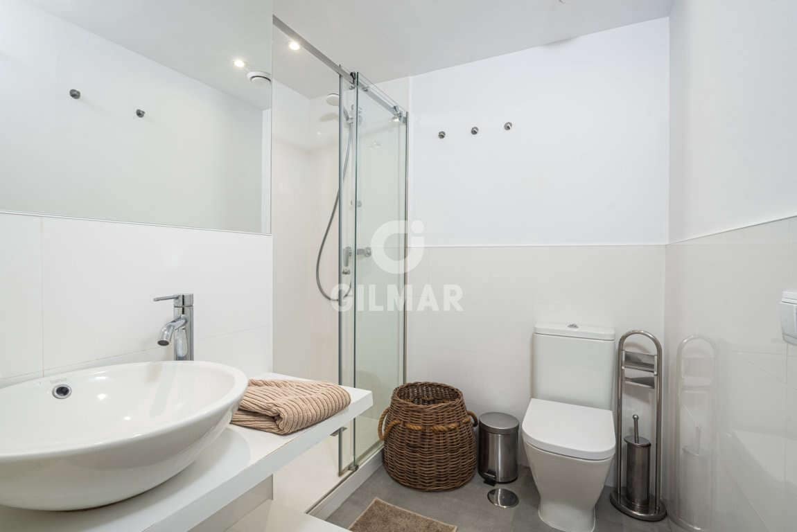 4 bedroom Flat for sale in Marbella with pool garage - € 1,000,000 (Ref: 9229133)