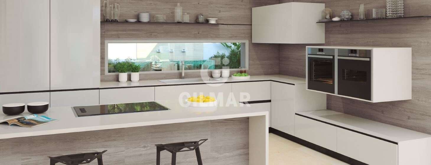 4 sypialnia Willa na sprzedaż w Marbella z basenem garażem - 3 100 000 € (Ref: 9229134)