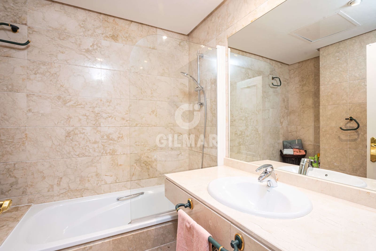 5 soverom Penthouse til salgs i Golden Mile med svømmebasseng garasje - € 2 350 000 (Ref: 9229135)