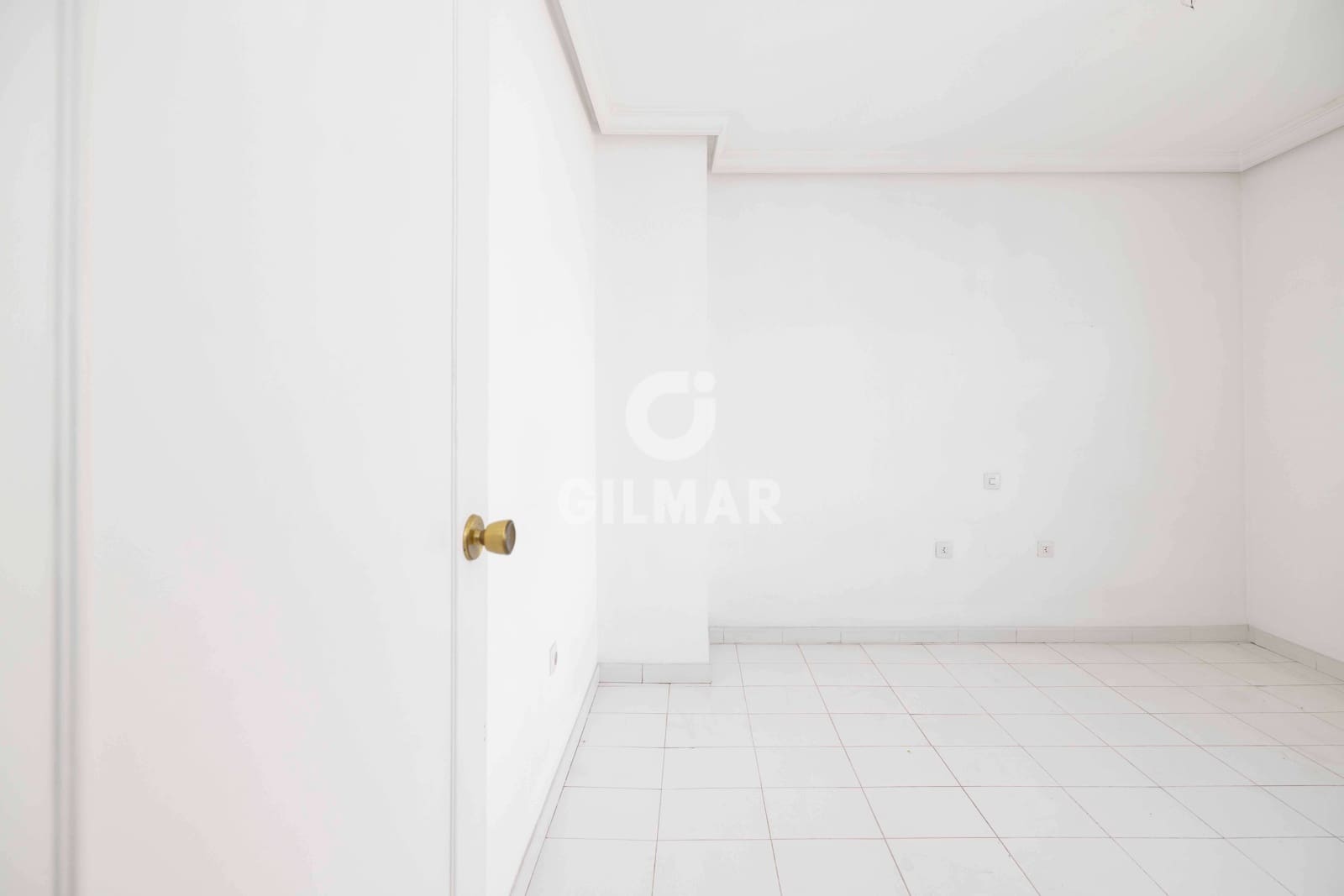 3 soverom Rekkehus til salgs i Marbella med garasje - € 420 000 (Ref: 9229136)