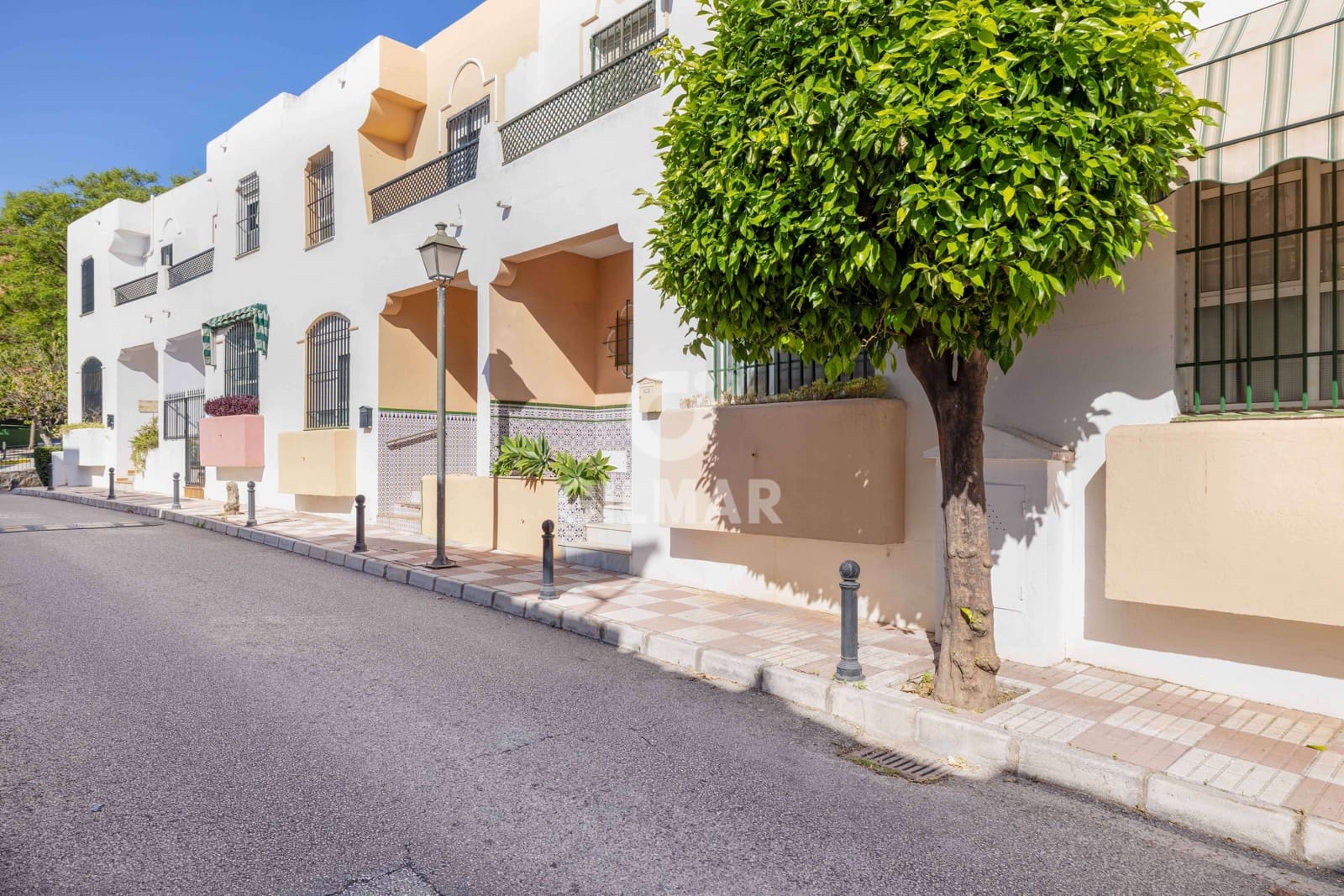 3 soverom Rekkehus til salgs i Marbella med garasje - € 420 000 (Ref: 9229136)