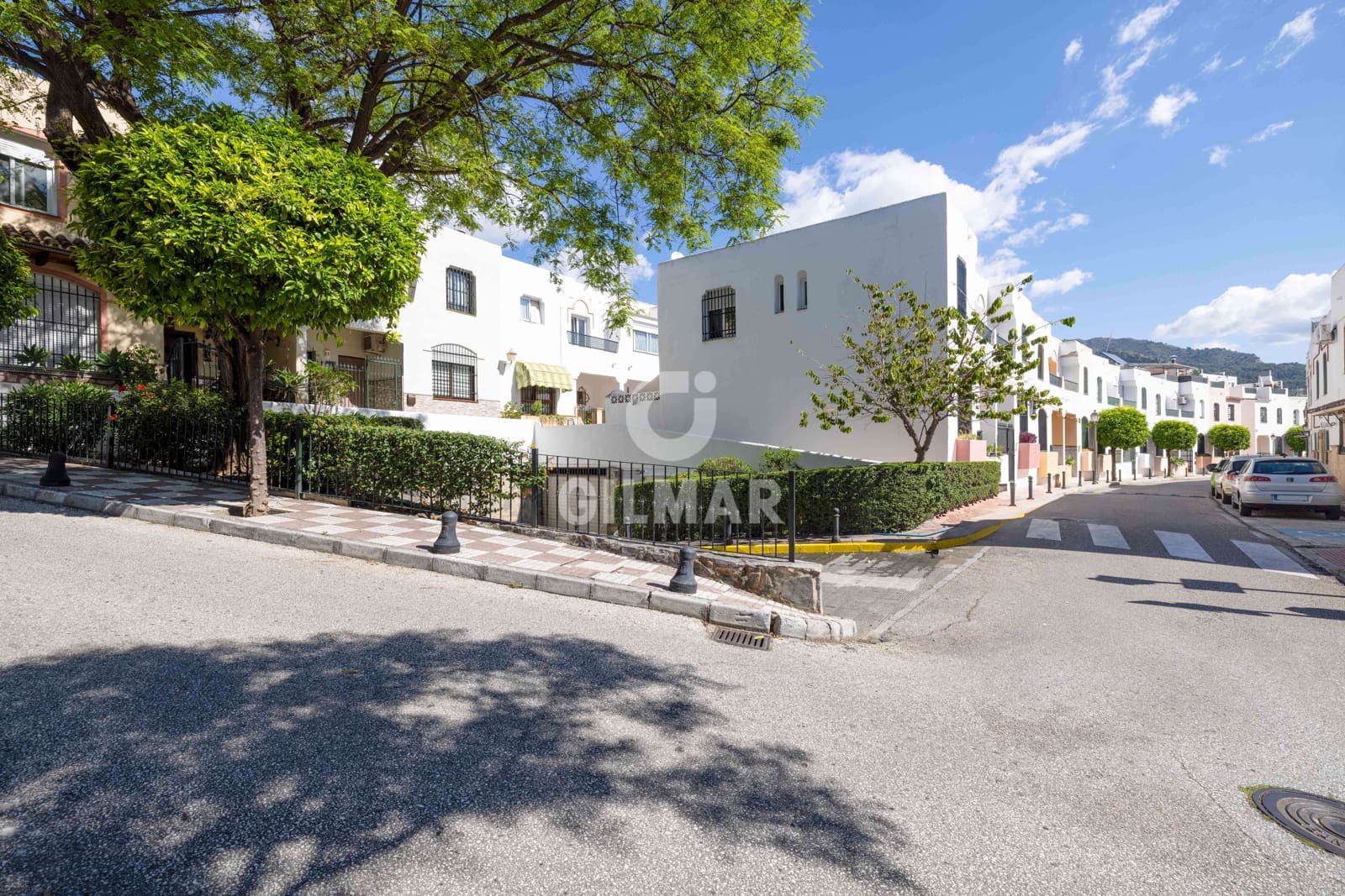 3 soverom Rekkehus til salgs i Marbella med garasje - € 420 000 (Ref: 9229136)