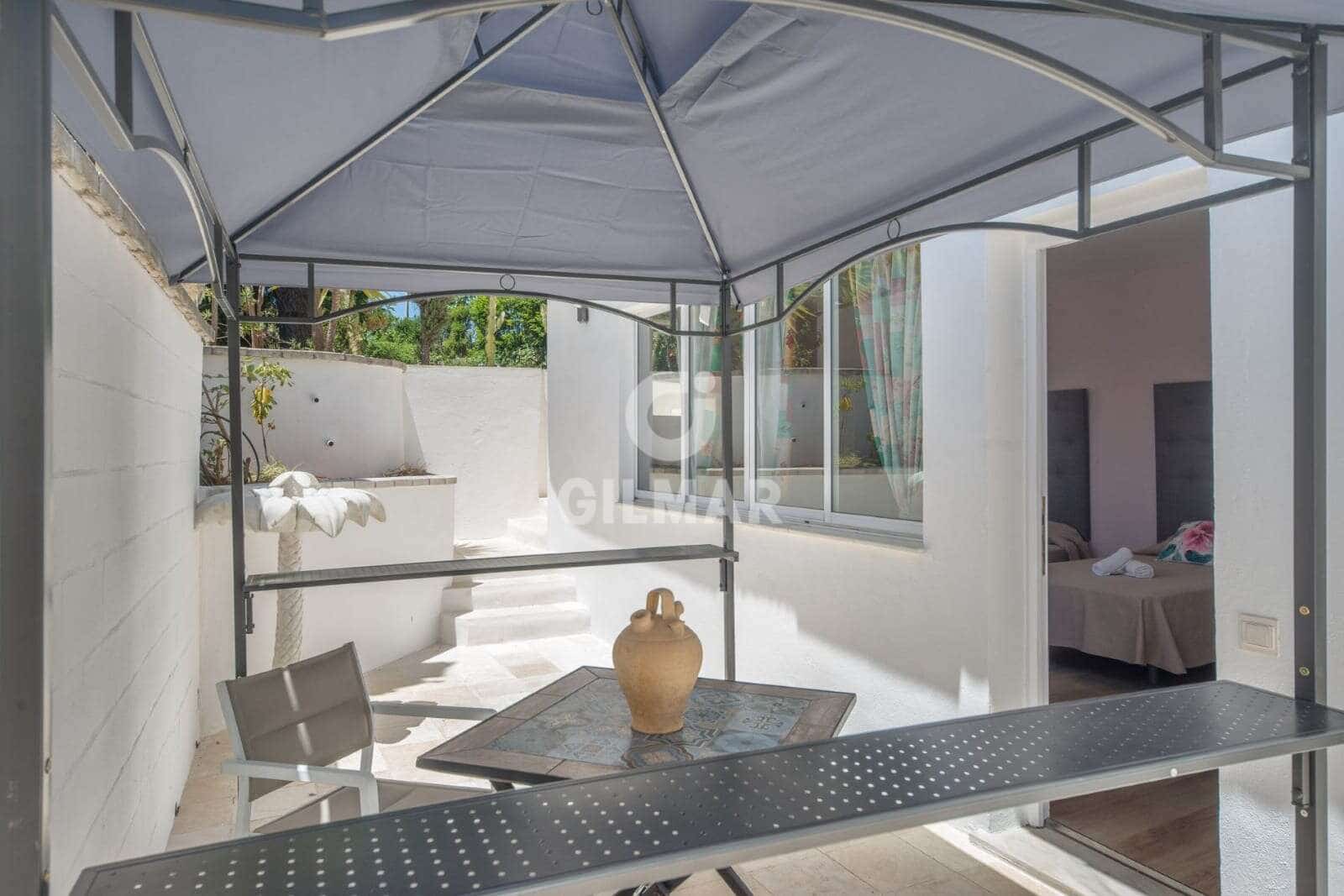 10 soveværelse Villa til salg i Marbella med swimmingpool garage - € 2.000.000 (Ref: 9229141)