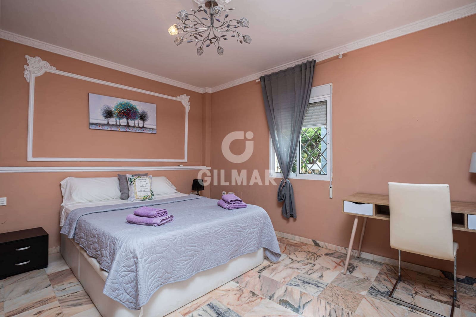 10 soveværelse Villa til salg i Marbella med swimmingpool garage - € 2.000.000 (Ref: 9229141)